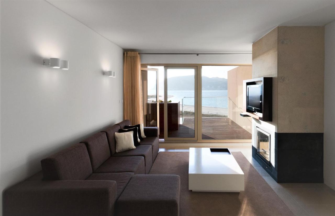 Two-Bedroom Apartment Sea View