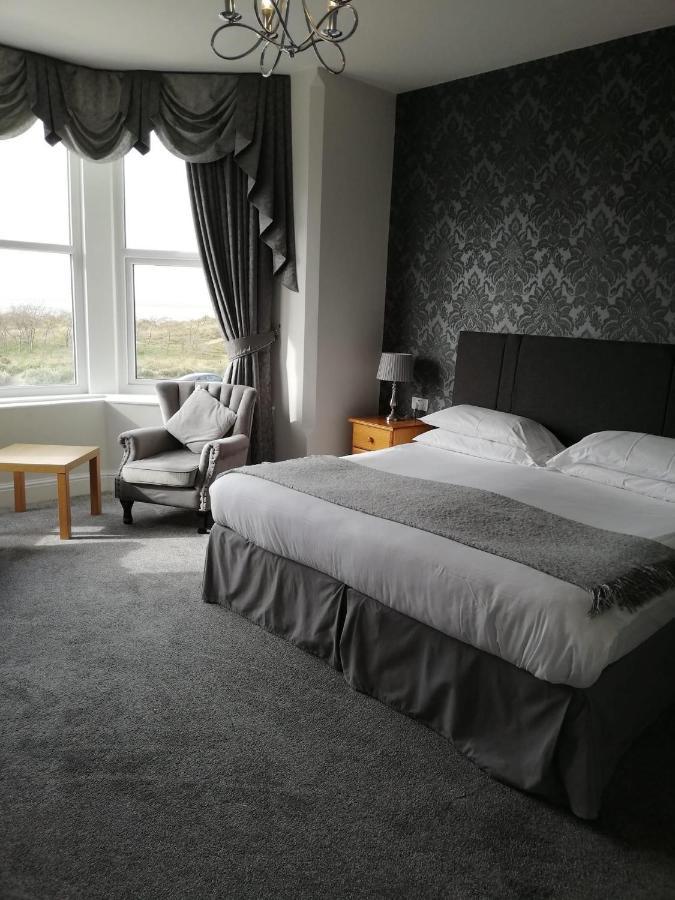 Deluxe Double or Twin Room with Sea View