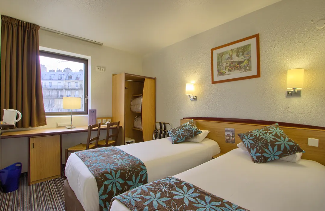 B&B HOTEL Paris 17 Batignolles-1