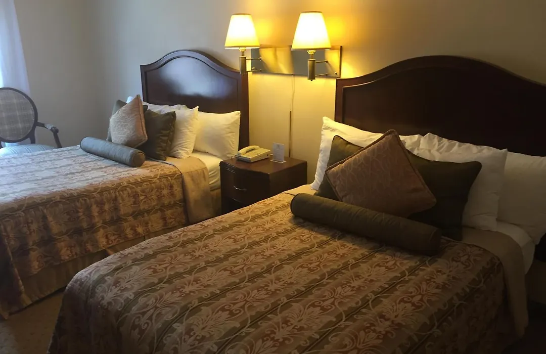 Hotel Amari-1