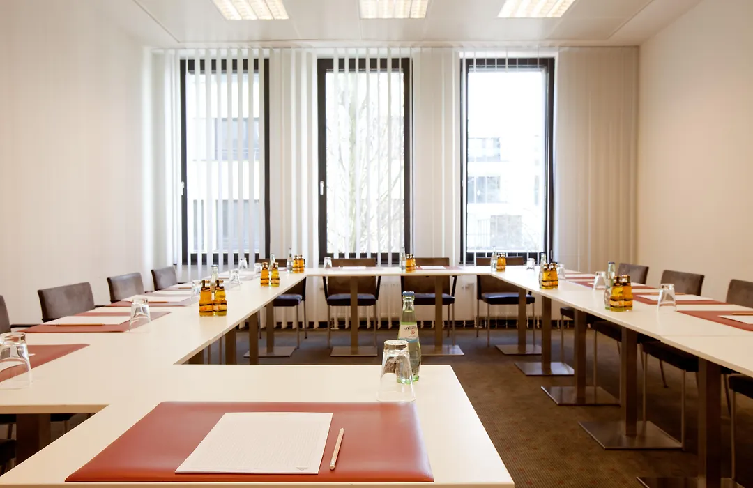 Vienna House Easy By Wyndham Stuttgart Vaihingen-1