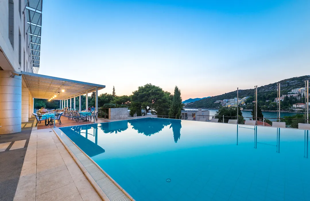 Hotel Uvala-1