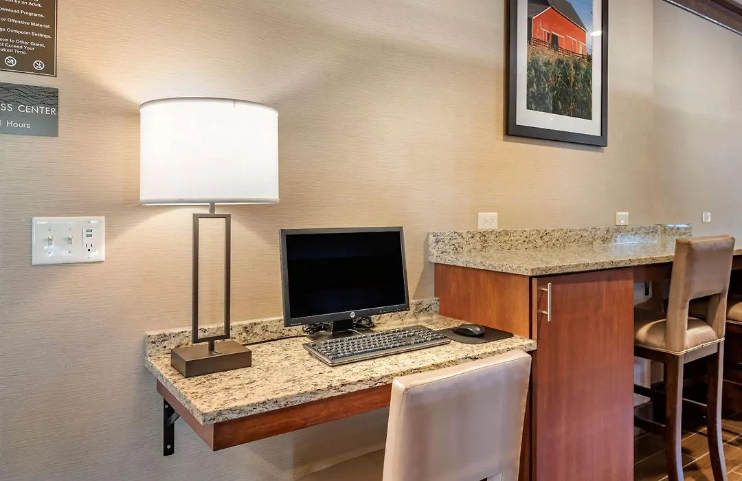 Comfort Inn La Porte-1