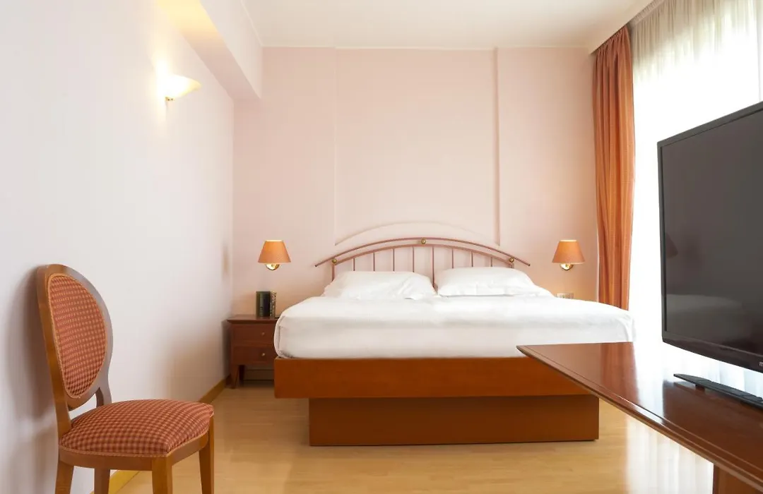 Hotel Terme Leonardo-1