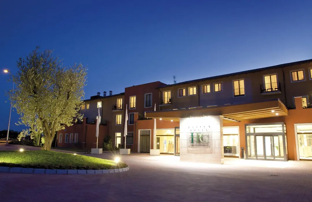 Th Lazise - Hotel Parchi Del Garda-1