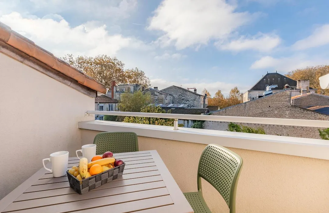 Appart'City Confort Niort Centre-1