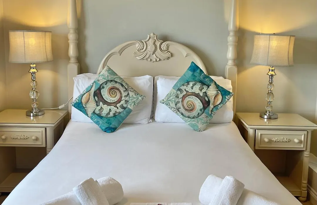 The Seacliffe - Whitby-1