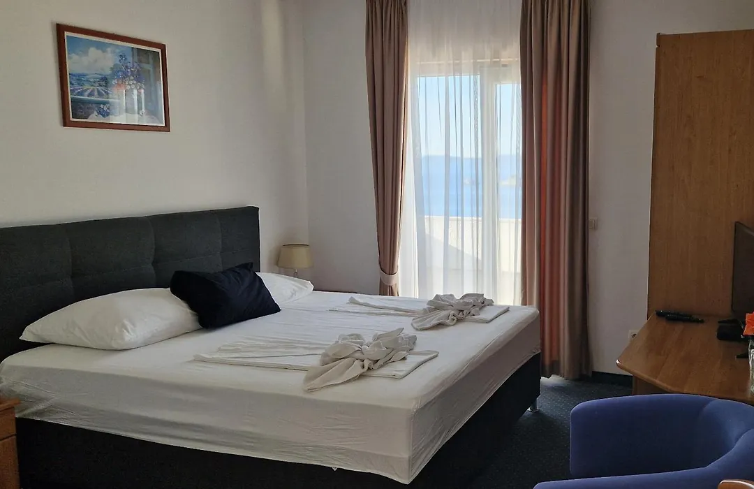 Hotel Viktorija-1