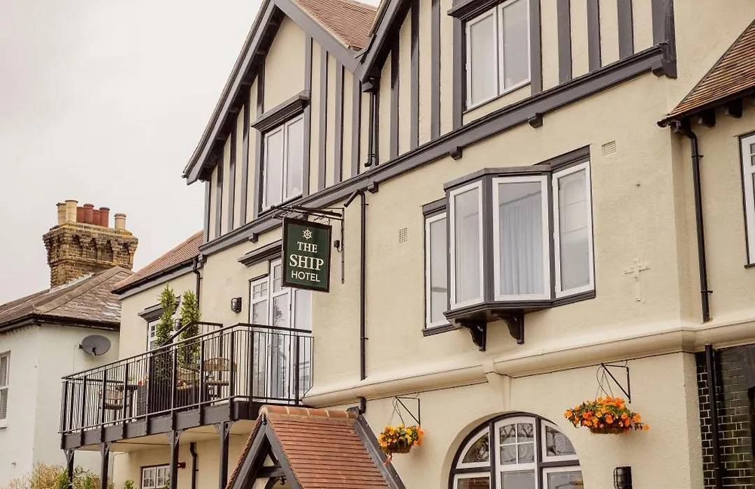 The Ship Hotel-1