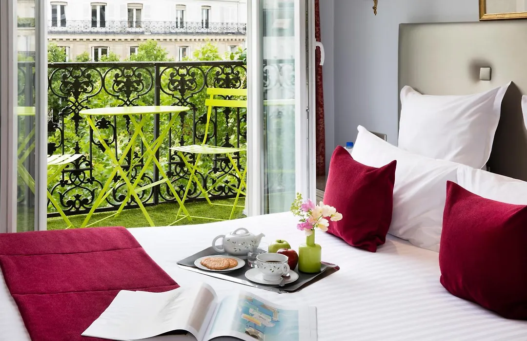 Hotel Plaza Elysees-1