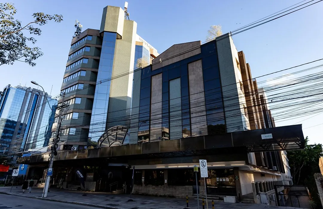 Master Porto Alegre Hotel - Av Carlos Gomes, Próximo ao Consulado Americano-1