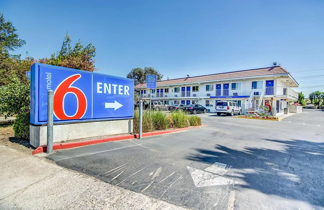Motel 6-Stockton, Ca - Charter Way West-1