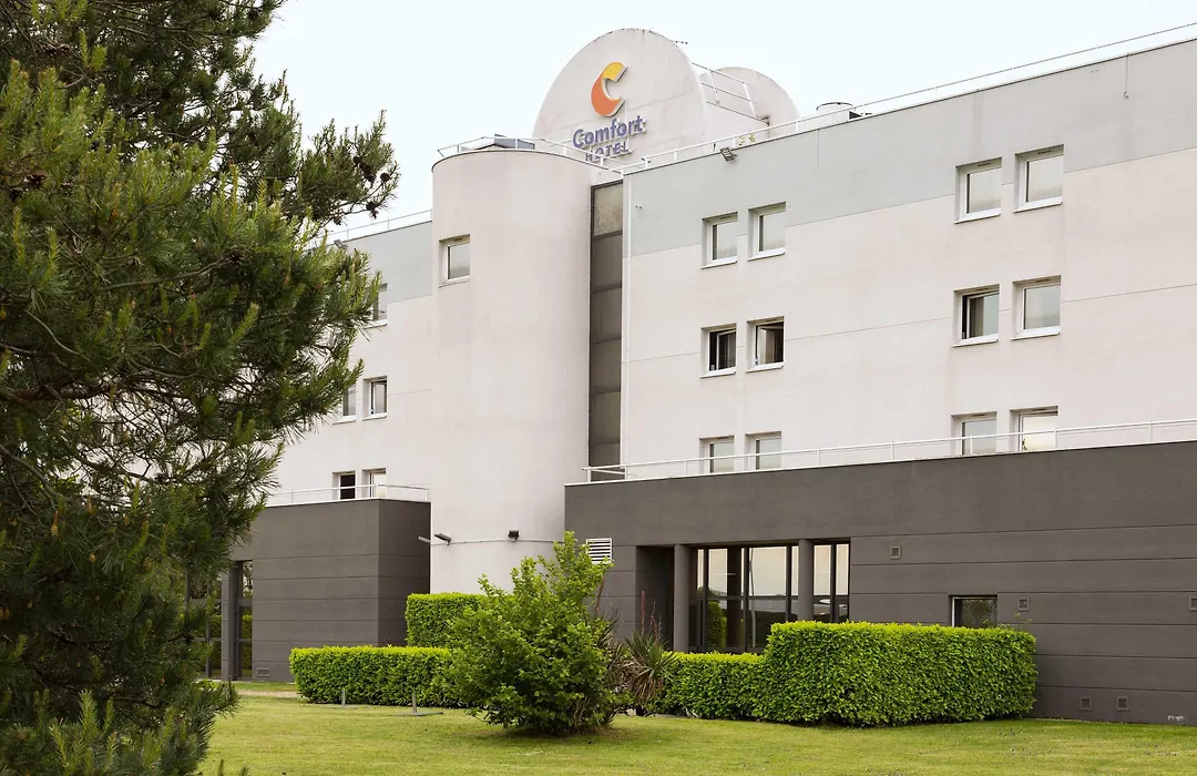 Comfort Hotel Aeroport Lyon St Exupery-1