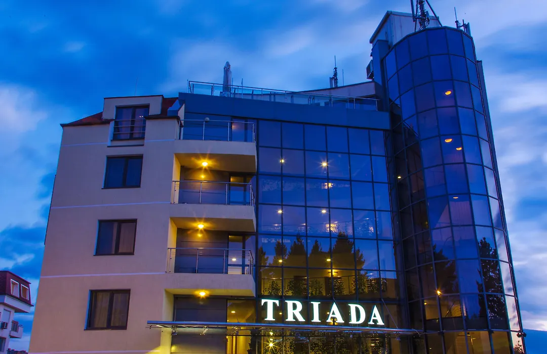 Triada Hotel-1