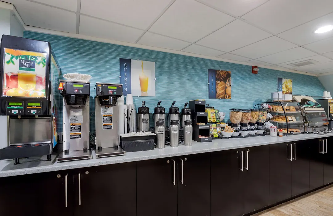 Best Western Plus Brooklyn Bay Hotel-1