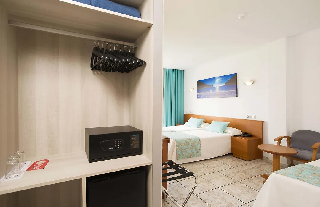 Hotel Tropical-1