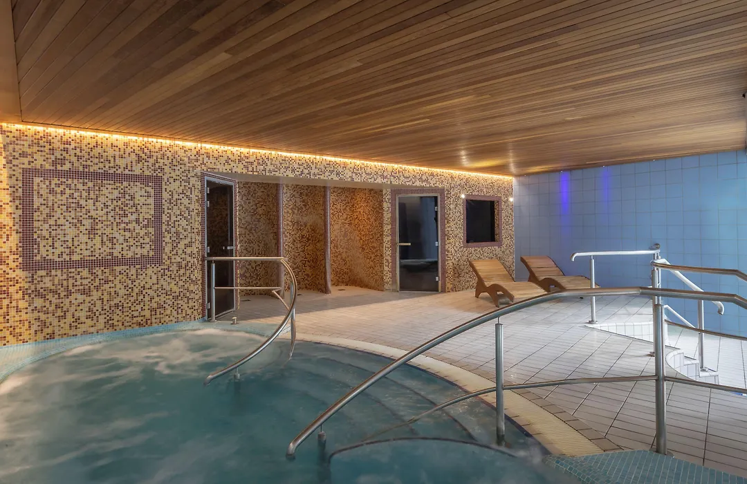 Salthill Hotel-1