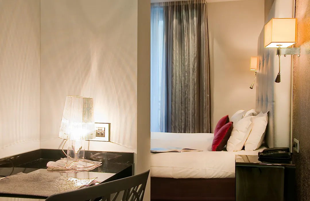 Hotel Opéra Marigny-1