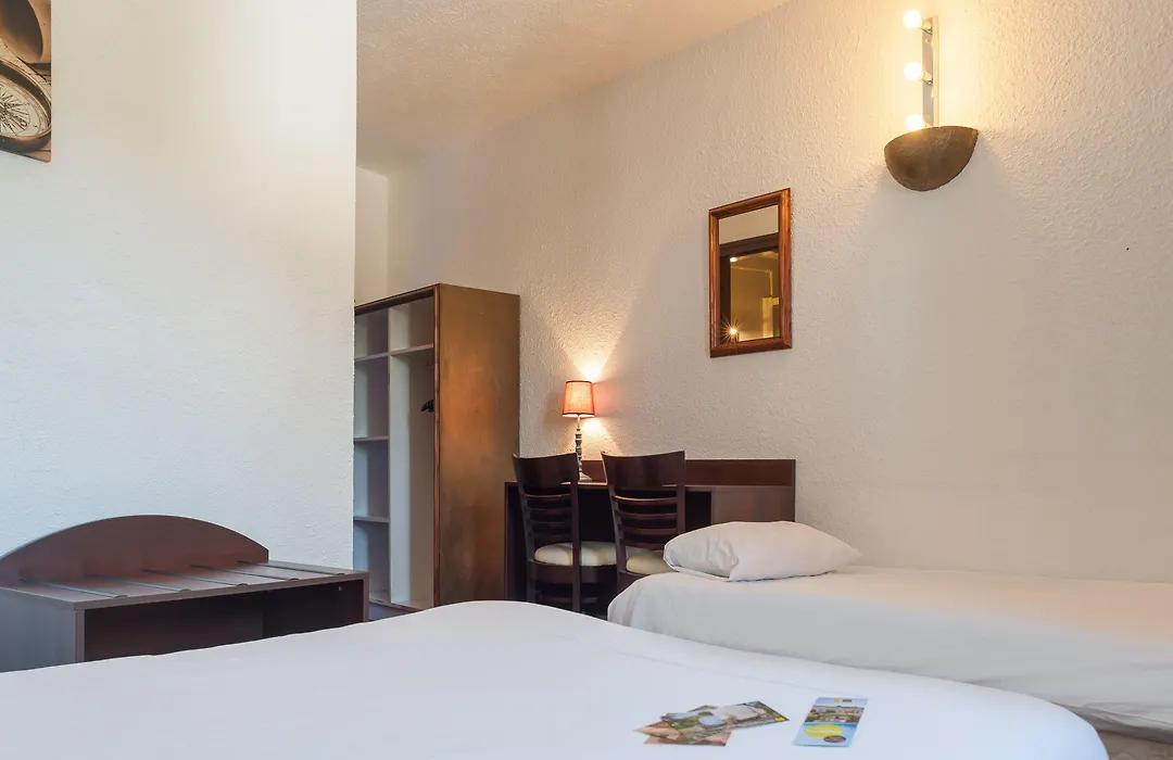Hotel Le Collonges-1