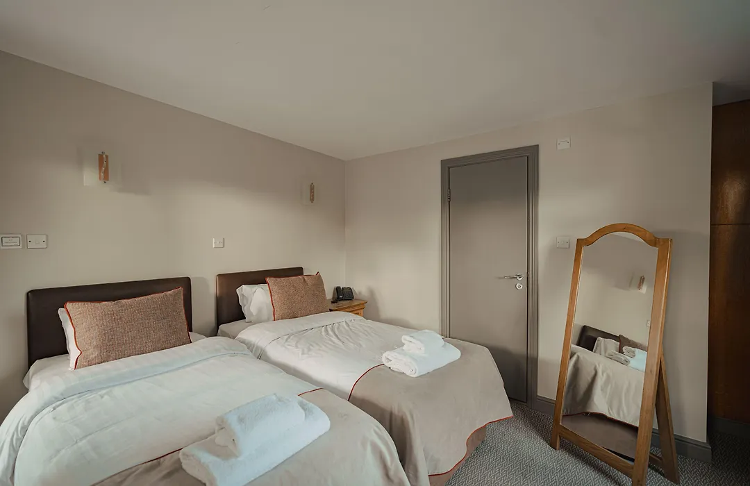 Old Mill Hotel & Lodge-1