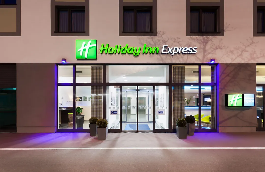 Holiday Inn Express Augsburg By Ihg-1