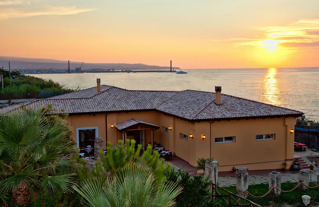 Residence Pietre Bianche ApartHotel-1