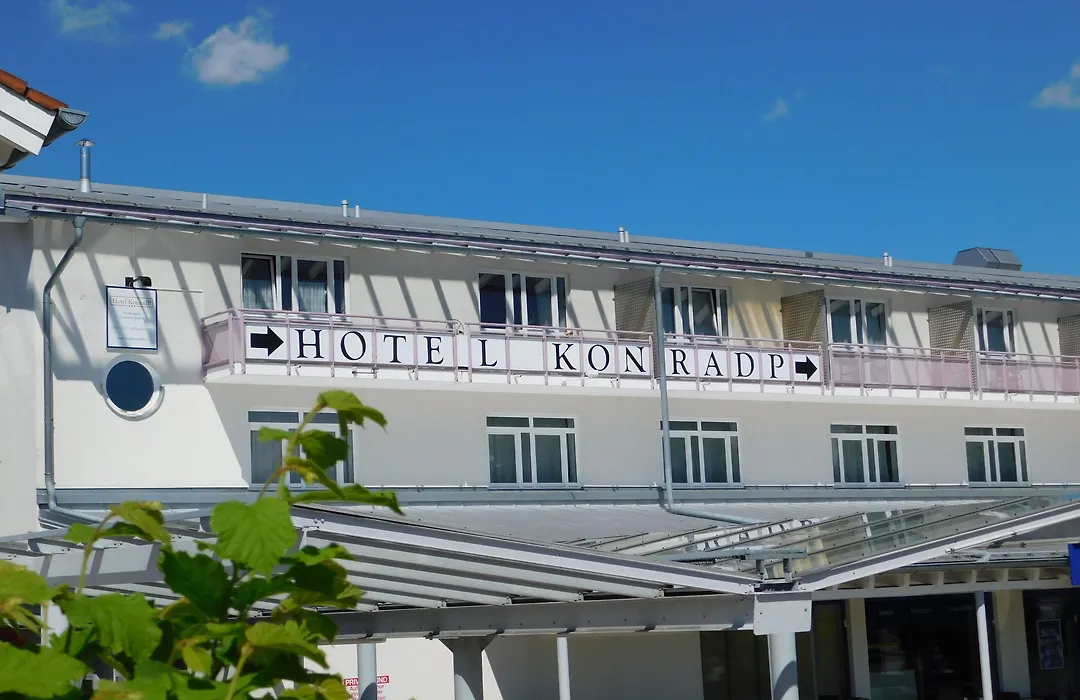 Hotel KonradP Holzkirchen-1