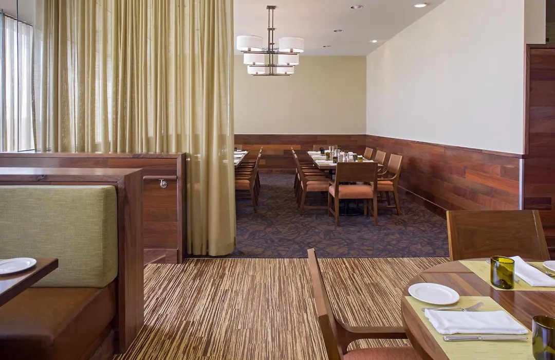 Hyatt Regency Orlando International Airport Hotel-1