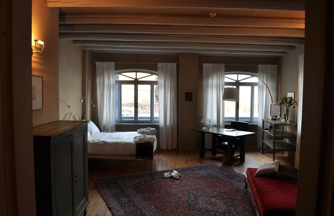 Antico Borgo-1