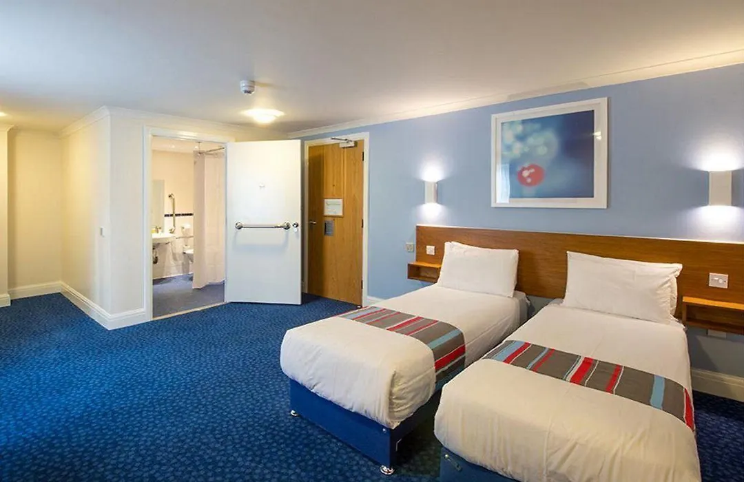 Travelodge Northampton Wootton-1