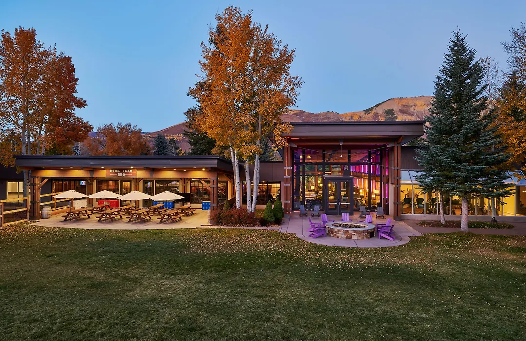 The Inn At Aspen-1
