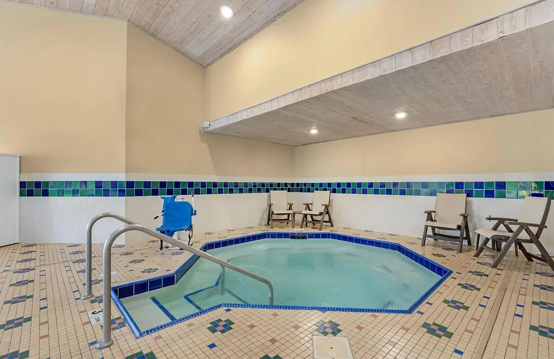 Country Inn & Suites By Radisson, Des Moines West, Ia-1