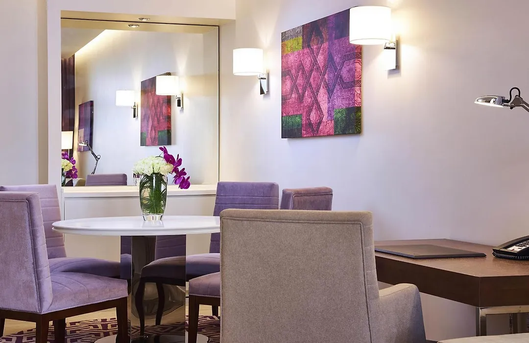 Mercure Dubai Barsha Heights Hotel Suites And Apartments-1