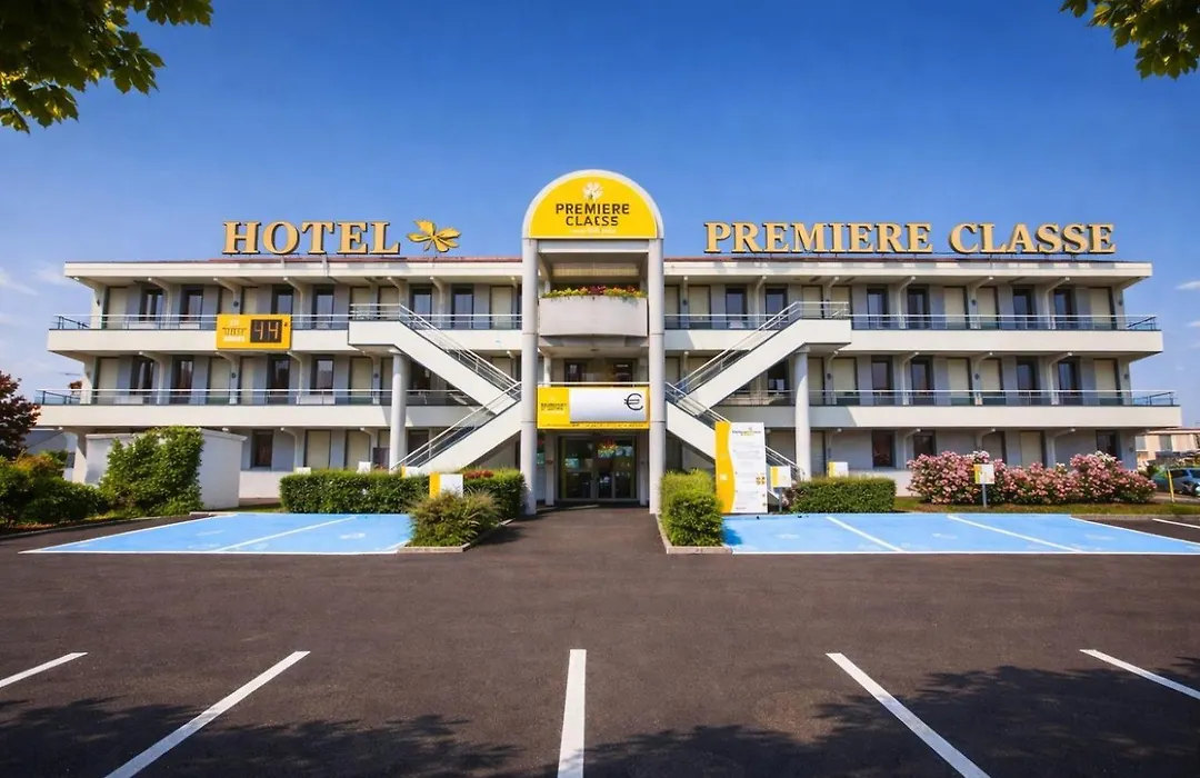 Première Classe Clermont Ferrand Nord-1
