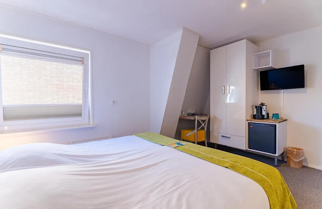 Hotel Kijkduin-1