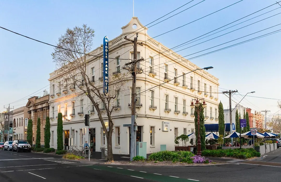Middle Park Hotel-1