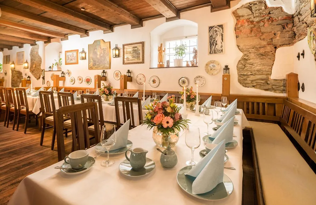 Schlosshotel Klaffenbach-1