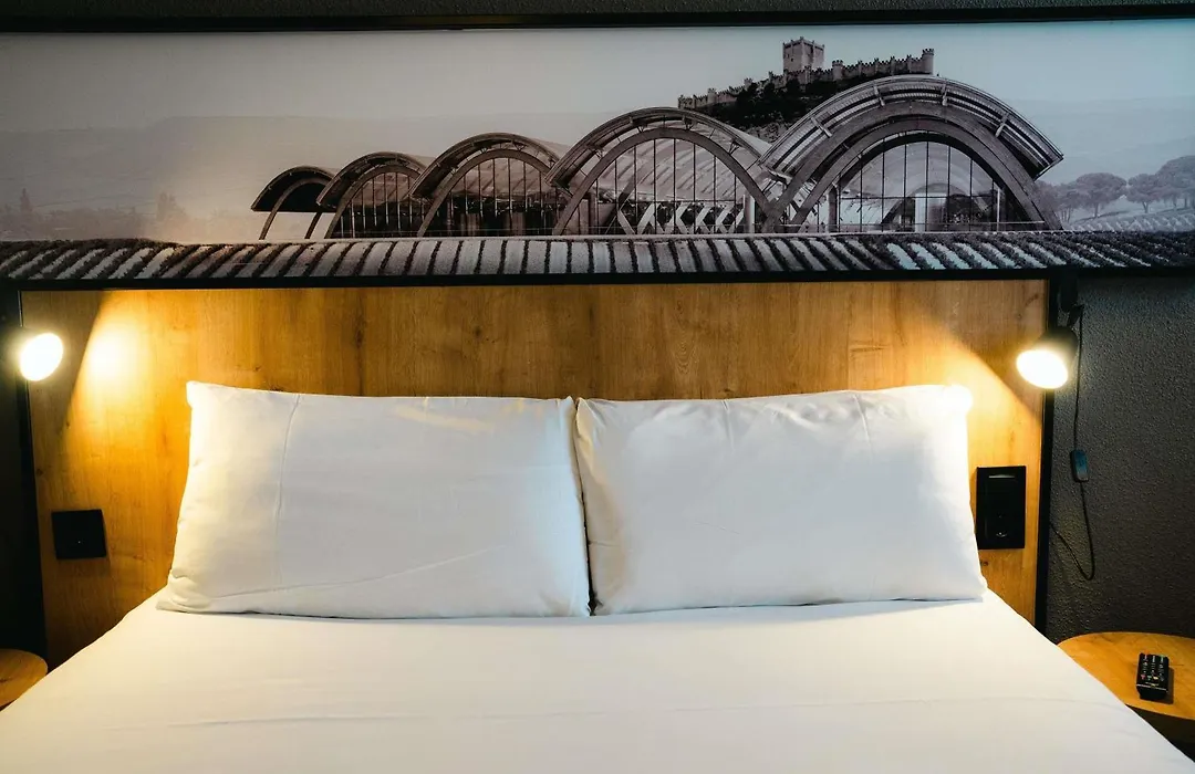 Ibis Valladolid-1