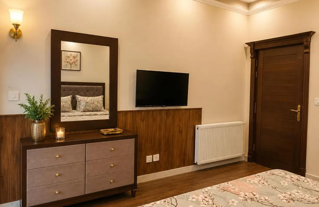 Delano Guest House-1