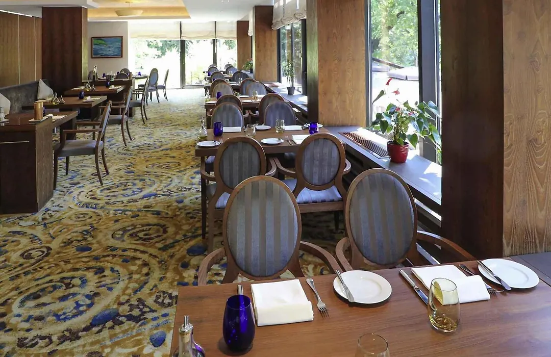 Movenpick Hotel Sarajevo-1