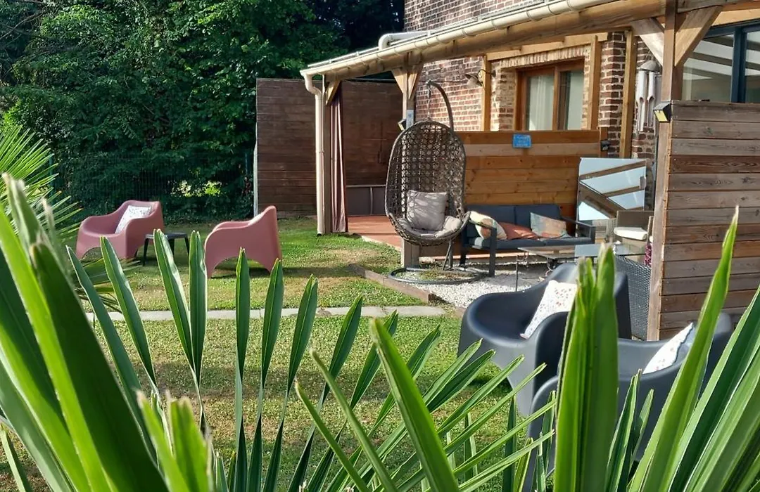 chambres d hotes ,hotel ,Secret d'une Nuit a vicq prės de onnaing,avec piscine-1