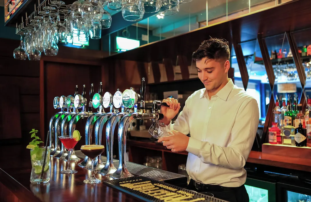 Gleesons Townhouse Booterstown-1