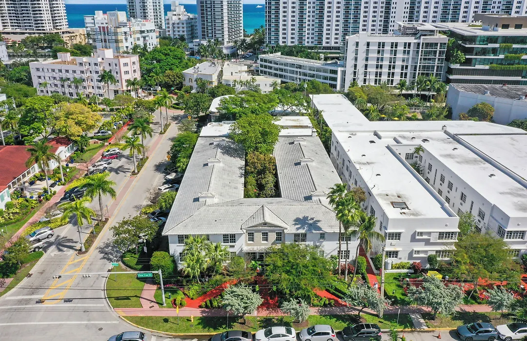 Tradewinds Apartment Hotel Miami Beach-1