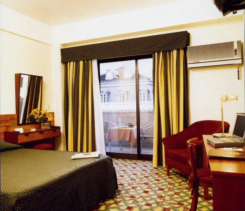 Hotel Jorge V-1