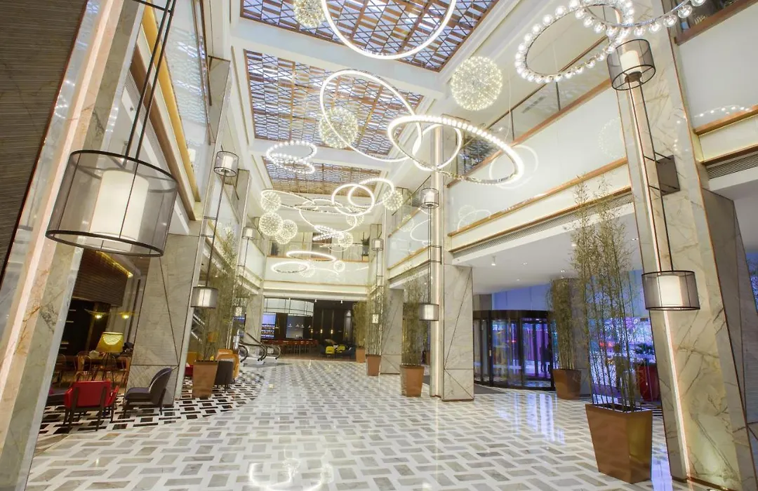 Golden Tulip Shanghai Hongqiao- A Louvre Hotel-1