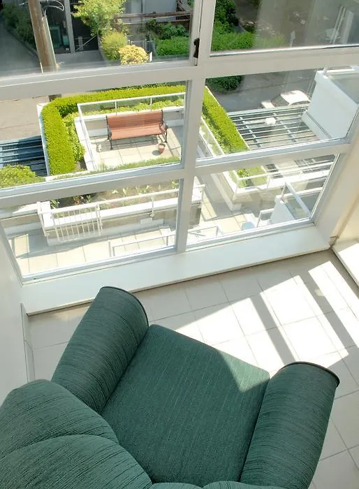 Robson Suites-1