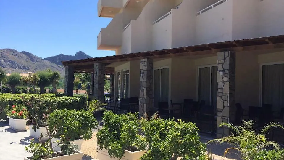 Relax Hotel-1