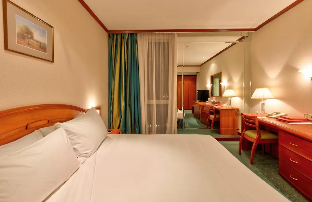 Al Khozama Hotel-1