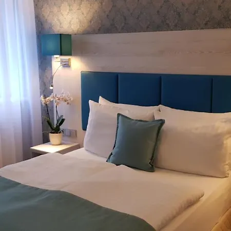 Hotel Budapester Hof-2