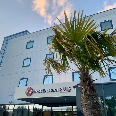 Best Western Plus Evreux Palais Des Congrès-3